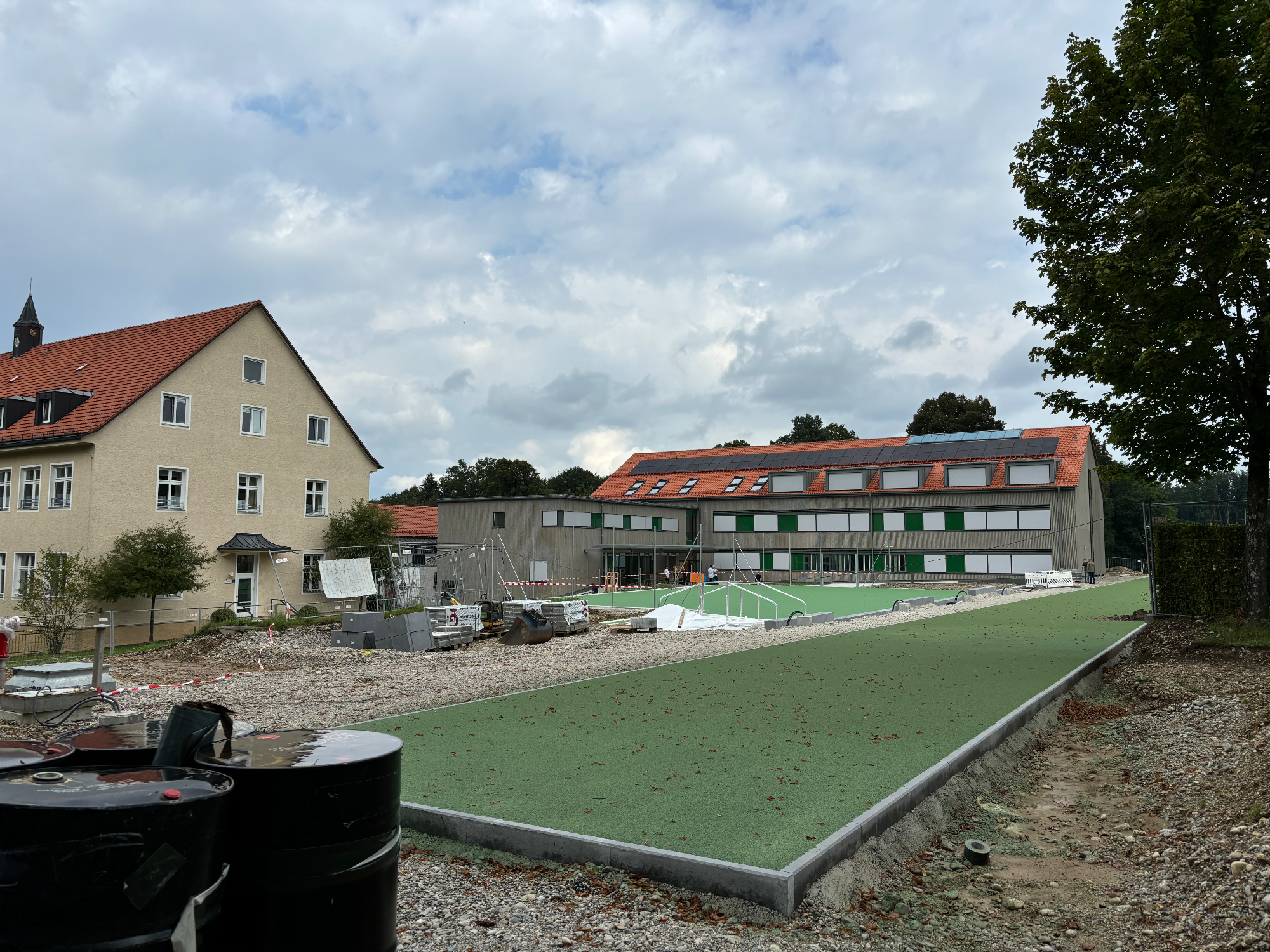 Gebäude Renate-Schimmer-Wottrich-Campus | Schloss Zinneberg